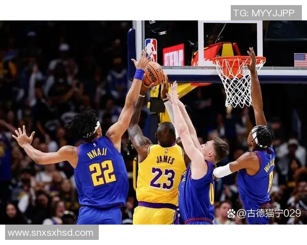 篮球八卦评分揭晓球员表现大起大落是高光时刻还是低迷挣扎