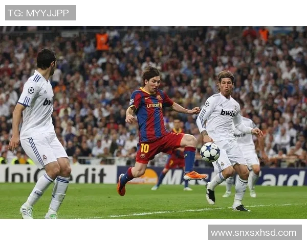 梅西如何通过战术智慧主宰比赛节奏并引领球队攻防转换